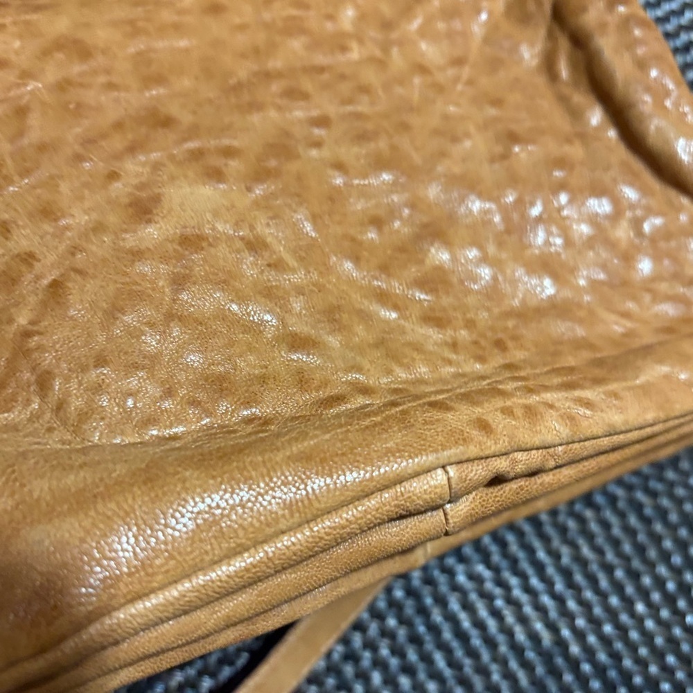 Maxon Collection Pebbled Genuine Leather Crossbody Purse made in Italy zipper - Picture 10 of 14